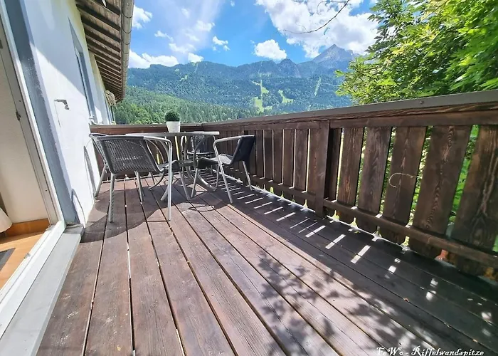 Haus Kreuzeckwiese - Riffelwandspitze アパート *