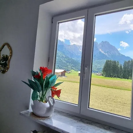 Haus Kreuzeckwiese - Riffelwandspitze *